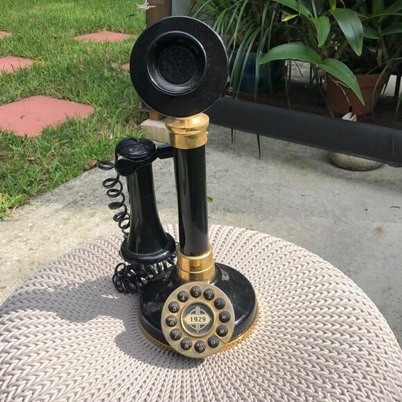 Vintage Thomas Collector' Edition Telephone Retro - Picture 1 of 7